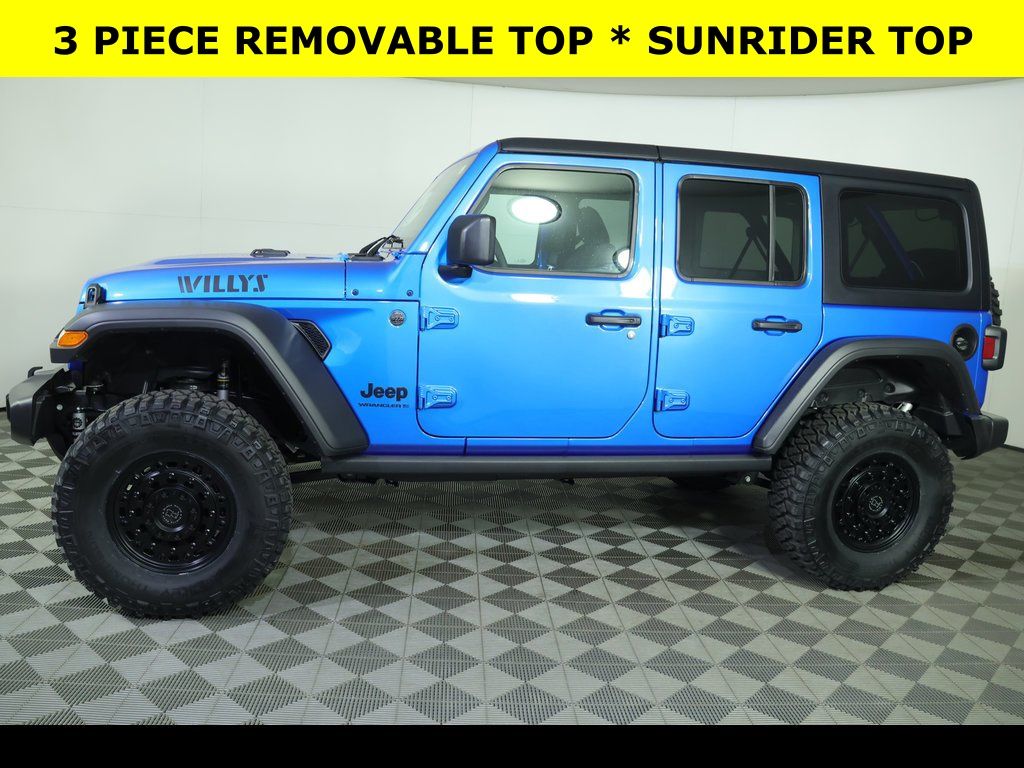 2025 Jeep Wrangler 4-Door Willys - Photo 2