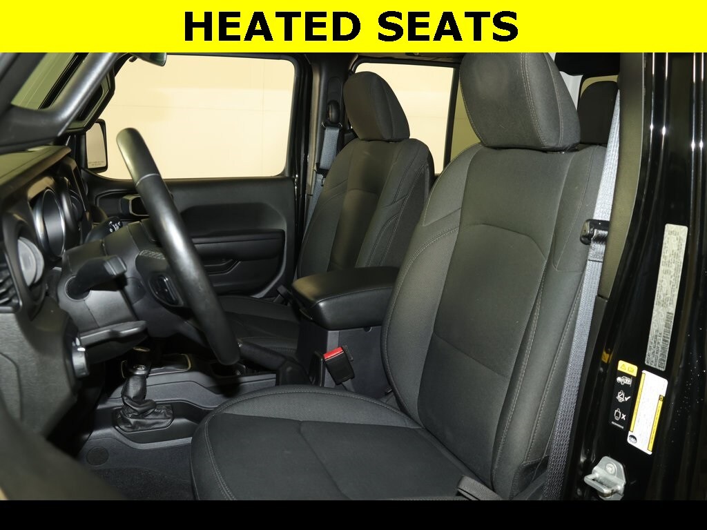 2021 Jeep Gladiator Sport photo 3