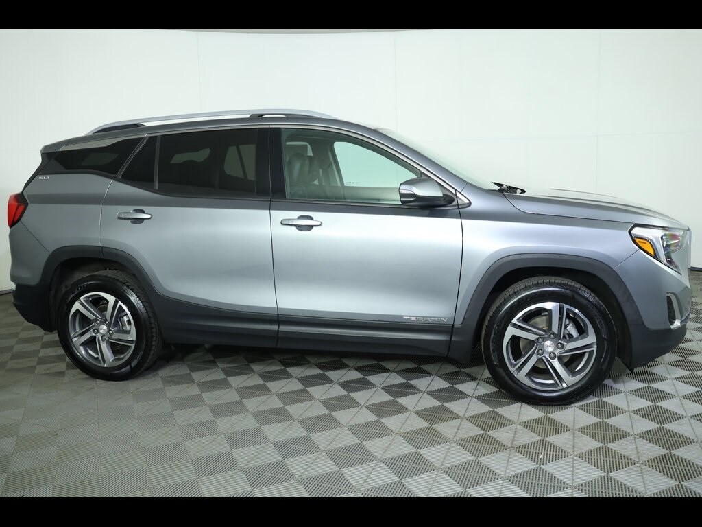 2021 Gmc Terrain SLT photo 2