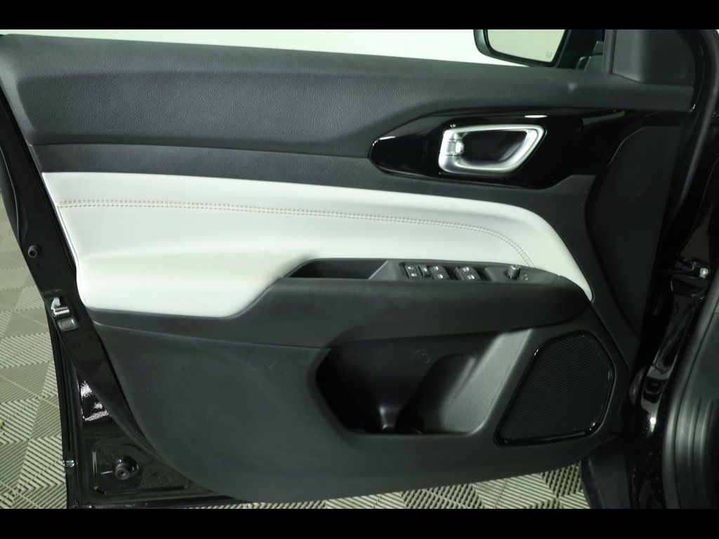 2026 Jeep Compass Limited - Photo 19