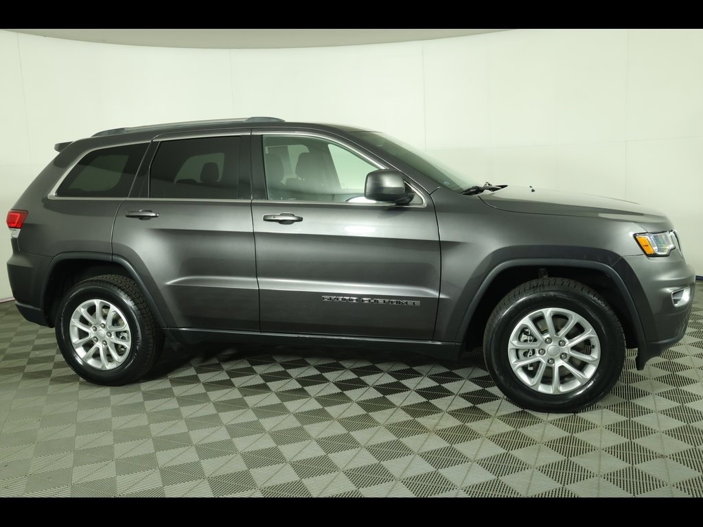 Used 2021 Jeep Grand Cherokee Laredo E SUV