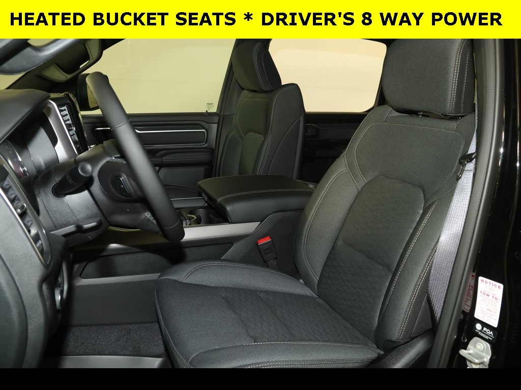 New 2026 Ram 1500 BIG HORN CREW CAB 4X4 5'7 BOX Pickup