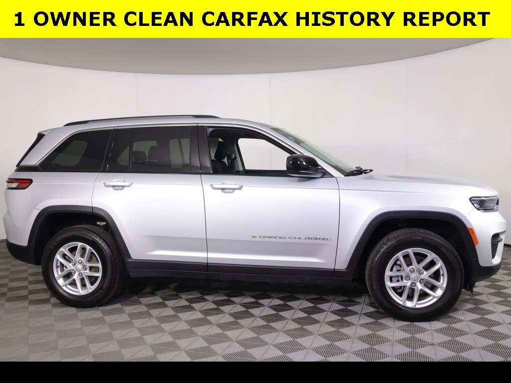 Used 2023 Jeep Grand Cherokee Laredo SUV