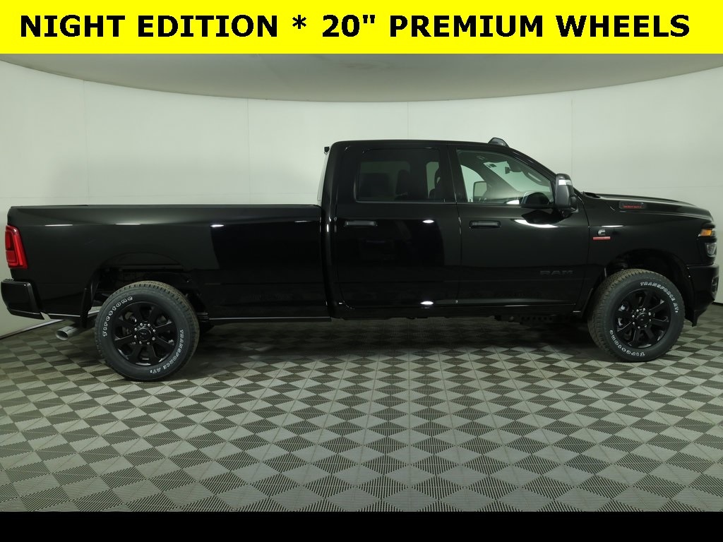 New 2026 Ram 3500 BIG HORN CREW CAB 4X4 8' BOX Pickup