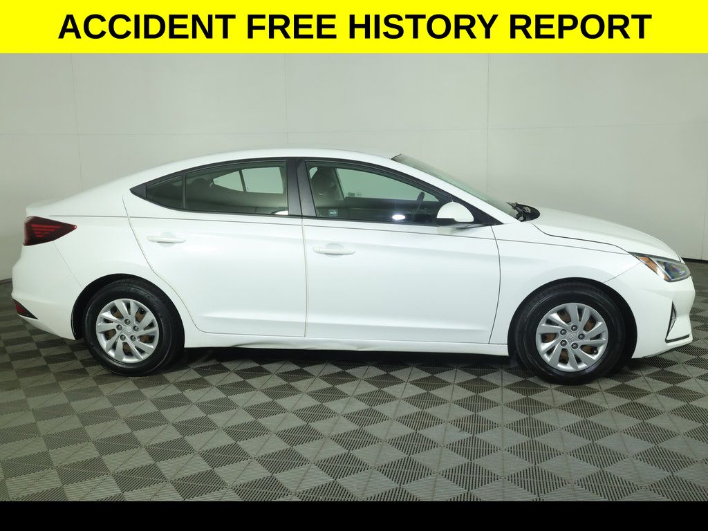 Used 2020 Hyundai Elantra SE with VIN 5NPD74LF8LH606559 for sale in Massillon, OH