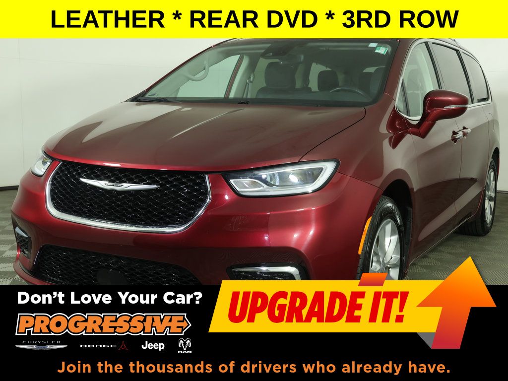 2021 Chrysler Pacifica Touring L's photo