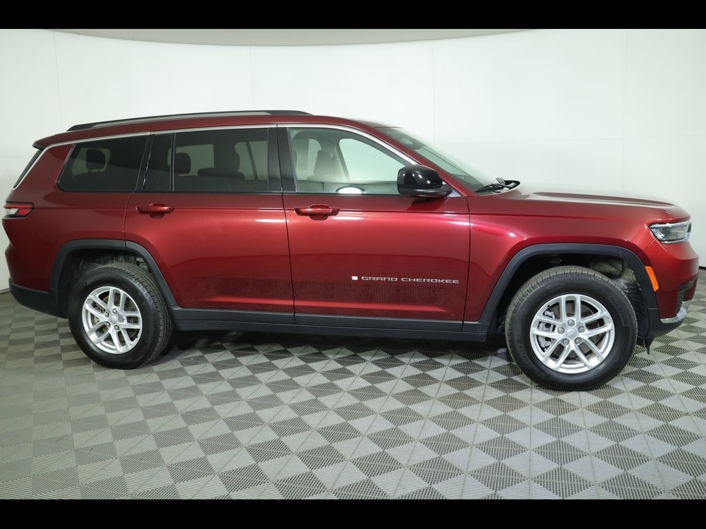 Used 2023 Jeep Grand Cherokee L Laredo SUV