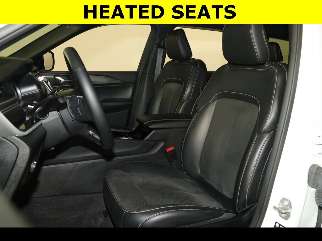 Used 2021 Jeep Grand Cherokee L Altitude SUV