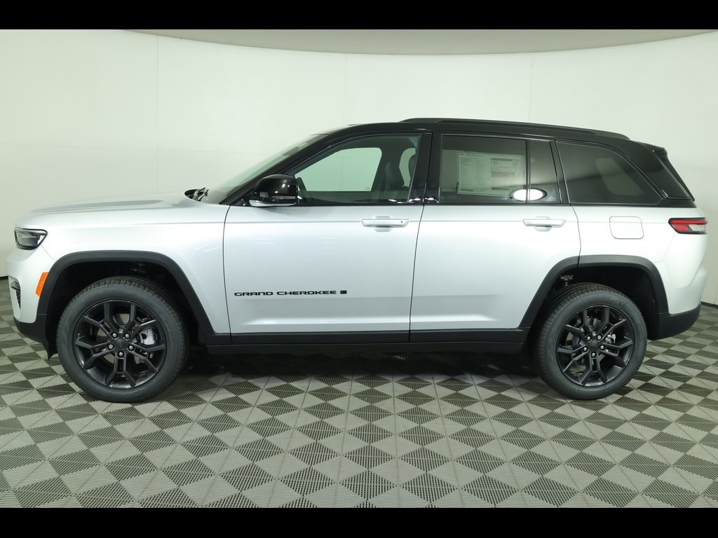 New 2025 Jeep Grand Cherokee LIMITED 4X4 Sport Utility