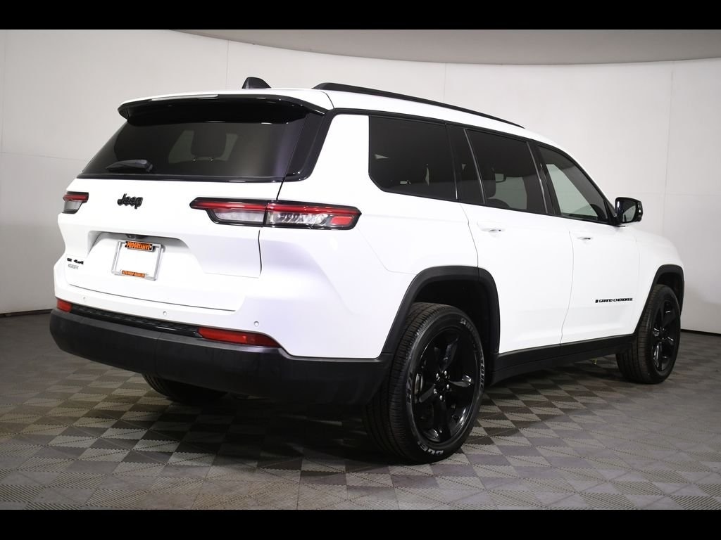 Used 2023 Jeep Grand Cherokee L Altitude with VIN 1C4RJKAG7P8704087 for sale in Massillon, OH