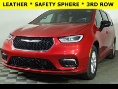 2026 Chrysler Pacifica SELECT Passenger Van