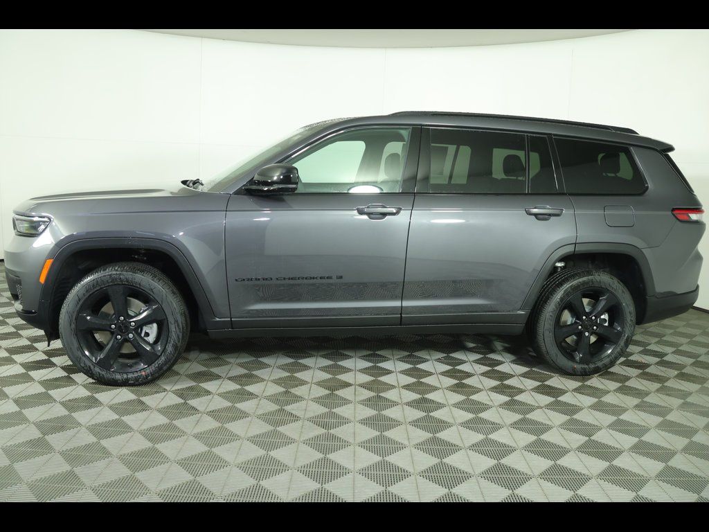 2025 Jeep Grand Cherokee L Altitude - Photo 13