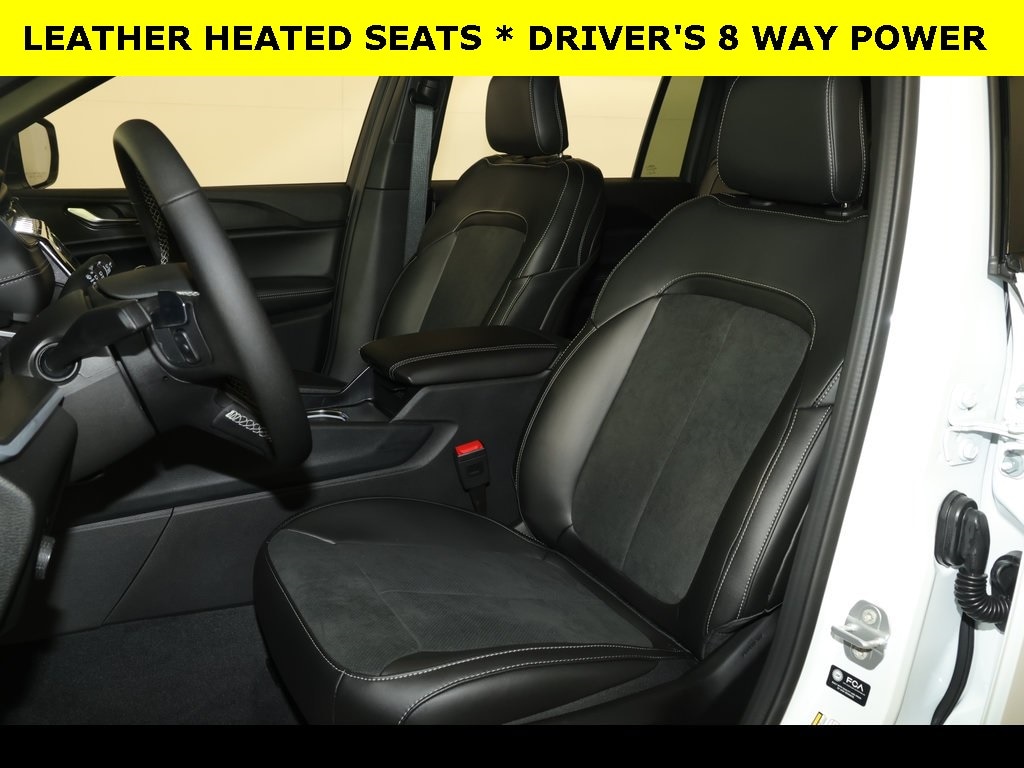 New 2025 Jeep Grand Cherokee L ALTITUDE X 4X4 Sport Utility