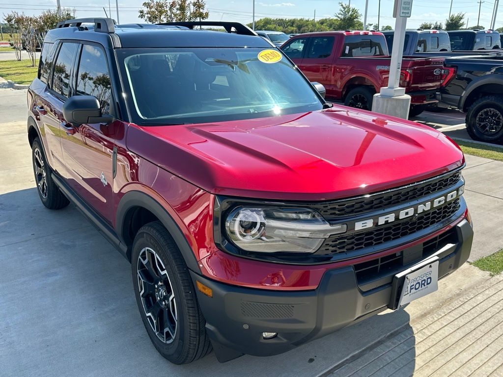 2025 Ford Bronco Sport Outer Banks photo 3