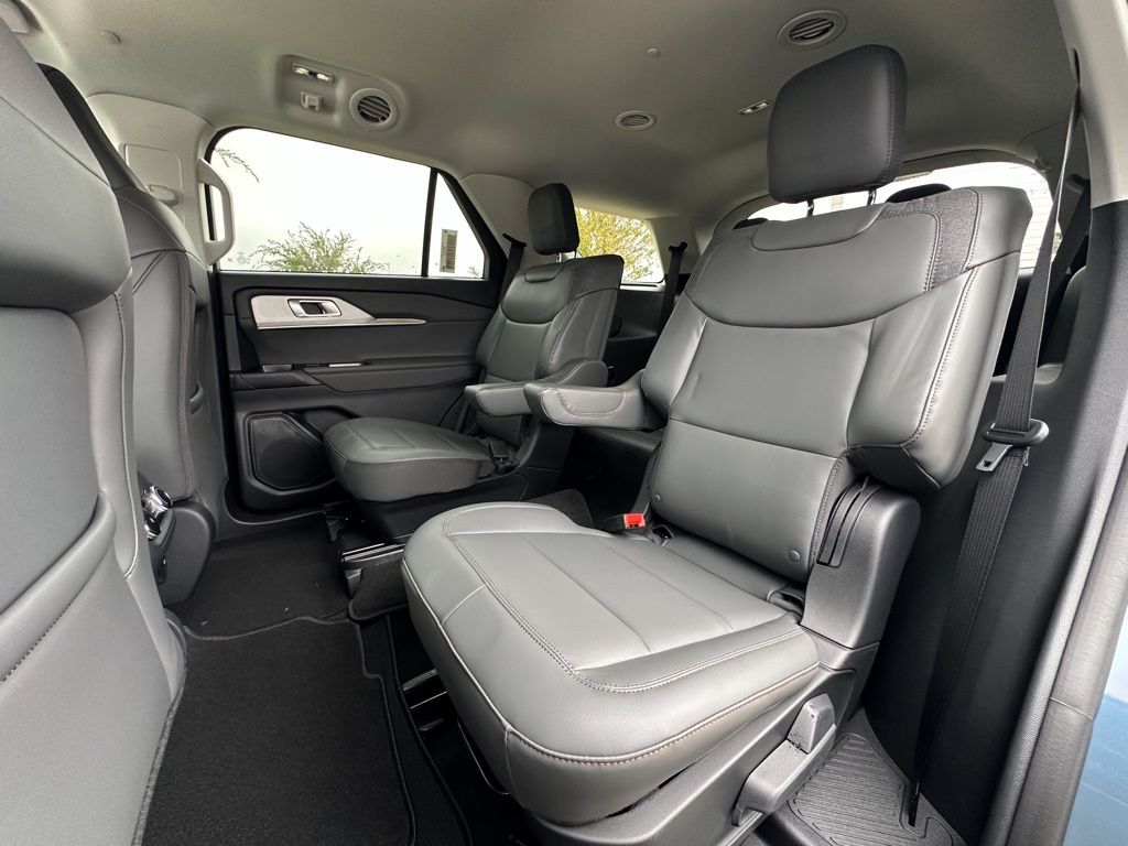 2026 Ford Explorer Active - Photo 24