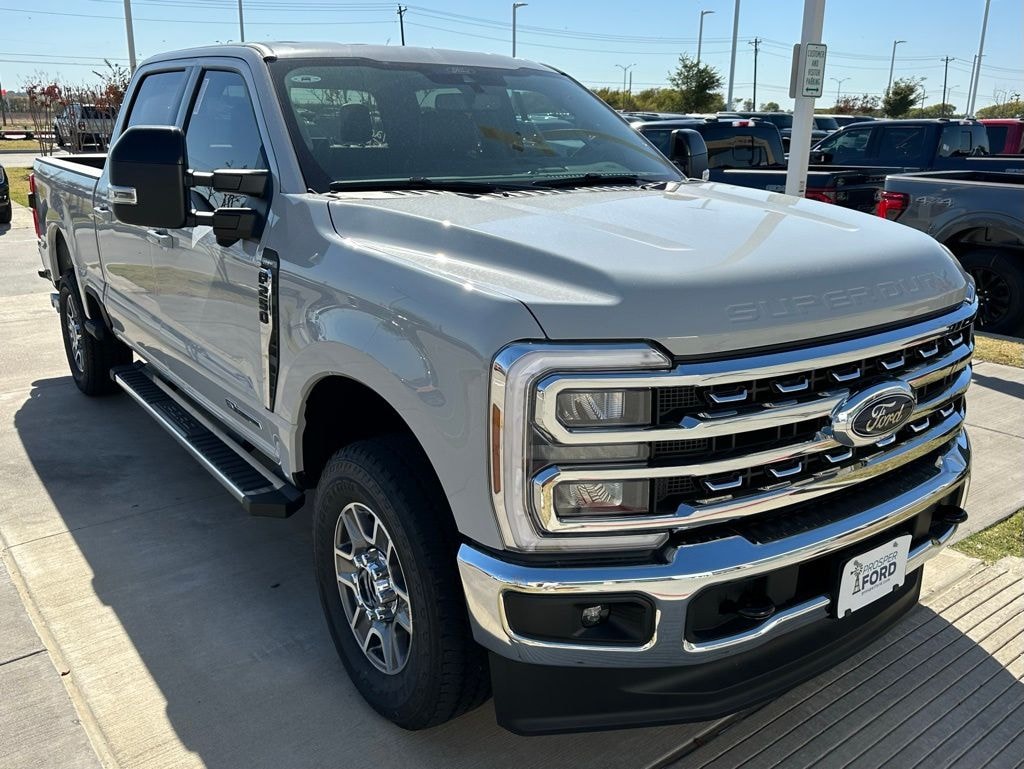 New 2026 Ford F-250 Lariat Truck Crew Cab