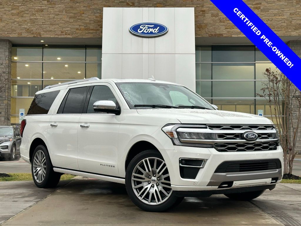 2023 Ford Expedition Platinum's photo