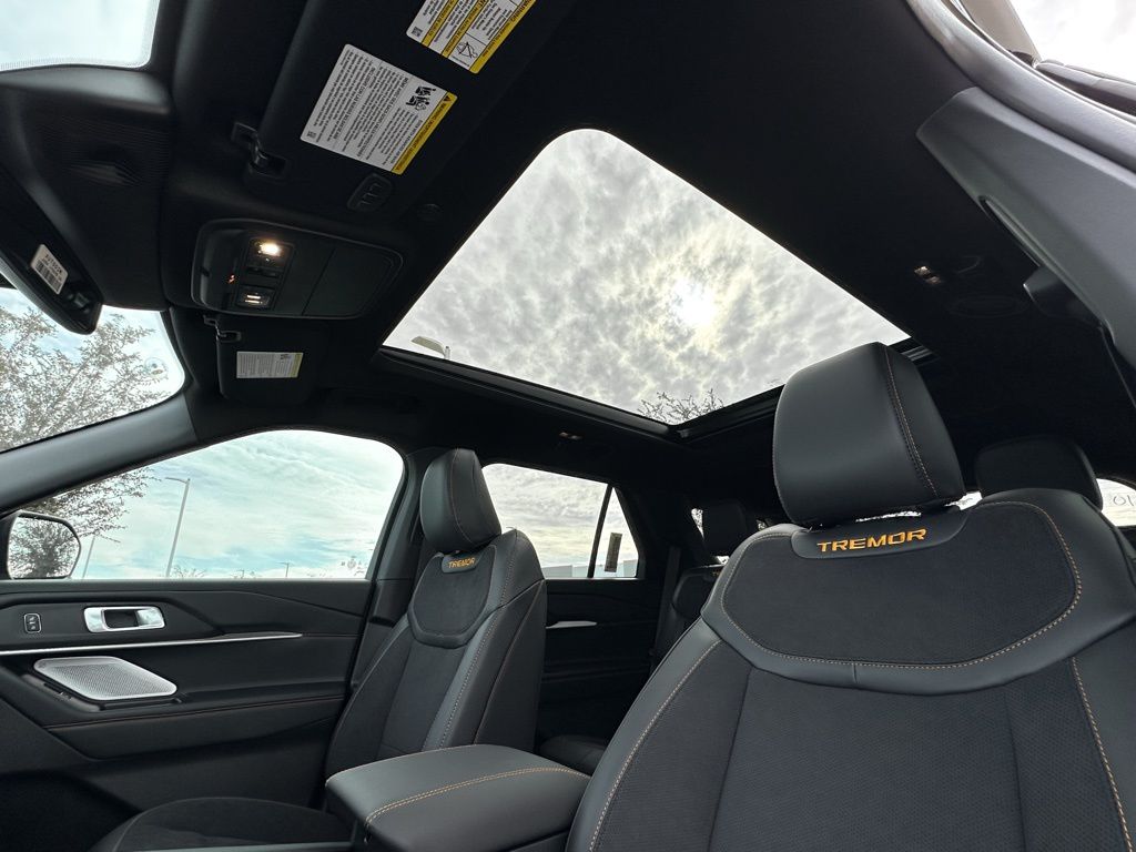 2026 Ford Explorer Tremor - Photo 25