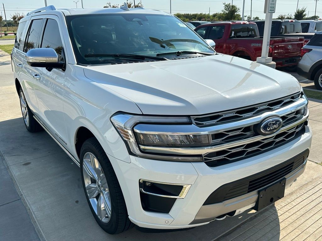2022 Ford Expedition Platinum photo 3