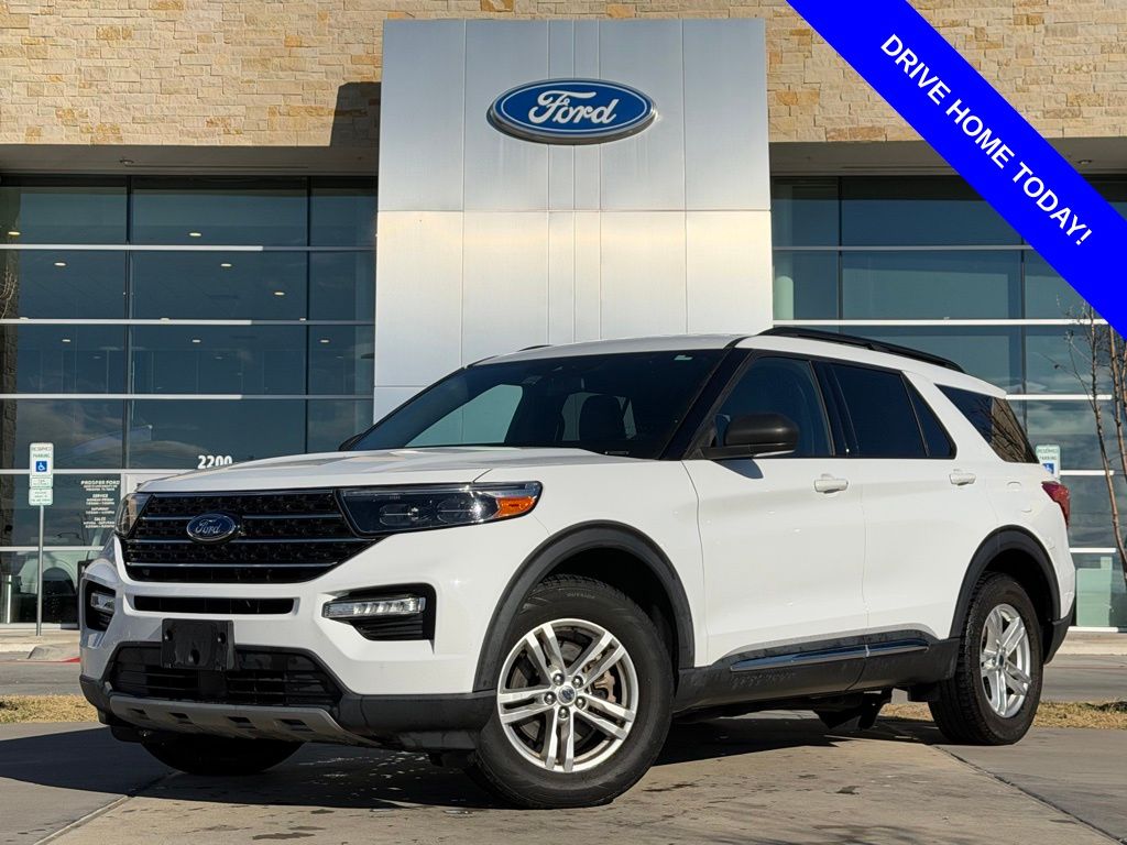 2020 Ford Explorer XLT's photo