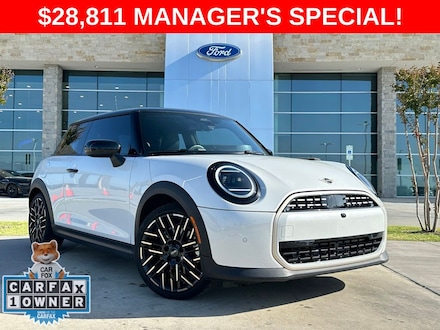 2025 MINI Hardtop 2 Door Iconic Hatchback