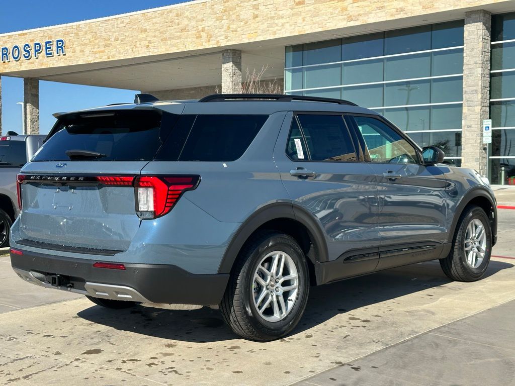 2026 Ford Explorer Active - Photo 16