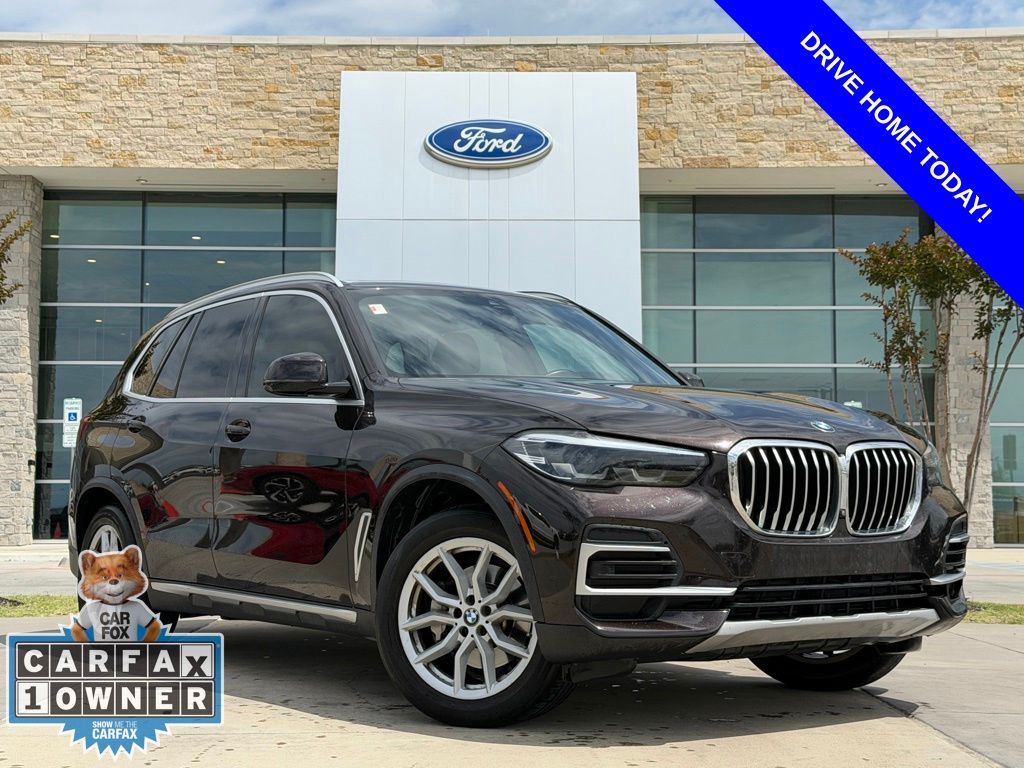 2022 BMW X5 sDrive40i's photo