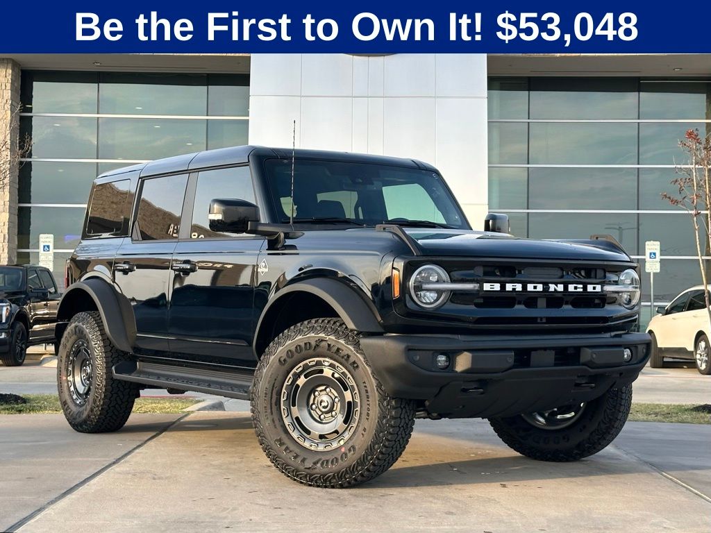 2025 Ford Bronco 4-Door Outer Banks's photo