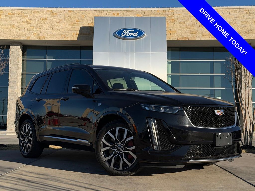 2022 Cadillac XT6 Sport's photo