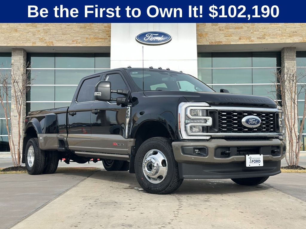 2026 Ford F-350 Super Duty King Ranch's photo