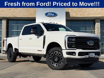 2026 Ford F-250 &reg; Platinum&reg; Truck Crew Cab