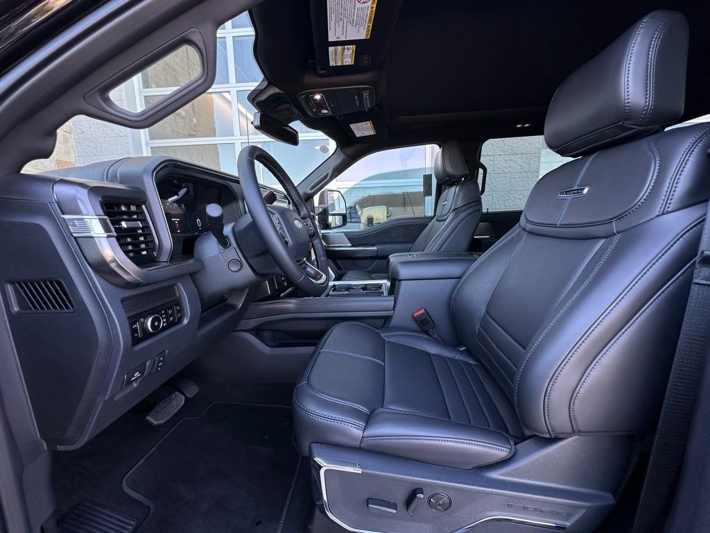 New 2026 Ford F-350 Platinum Truck Crew Cab