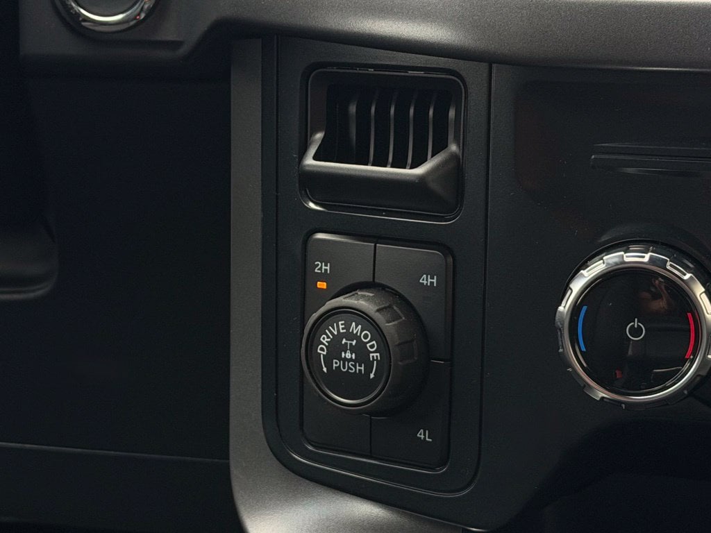 2026 Ford F-150 XLT - Photo 16