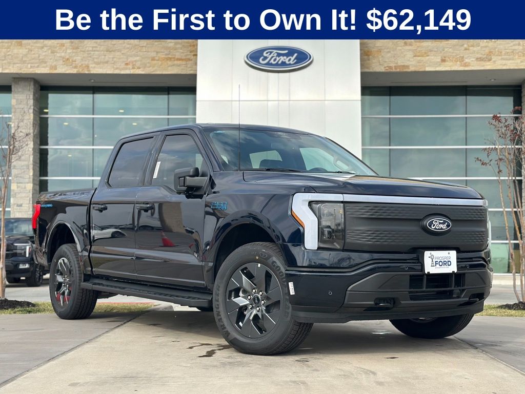 2025 Ford F-150 Lightning Flash's photo