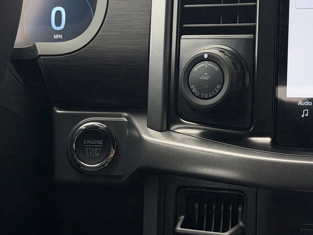 2026 Ford F-150 XLT - Photo 17