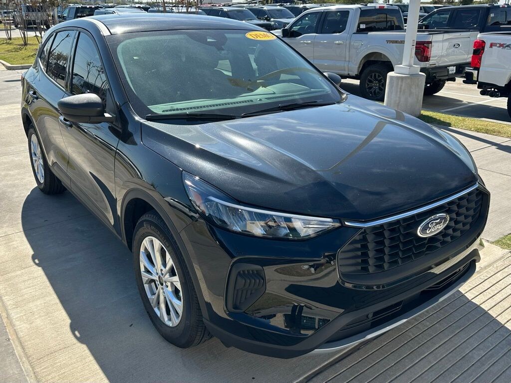 New 2025 Ford Escape Active SUV