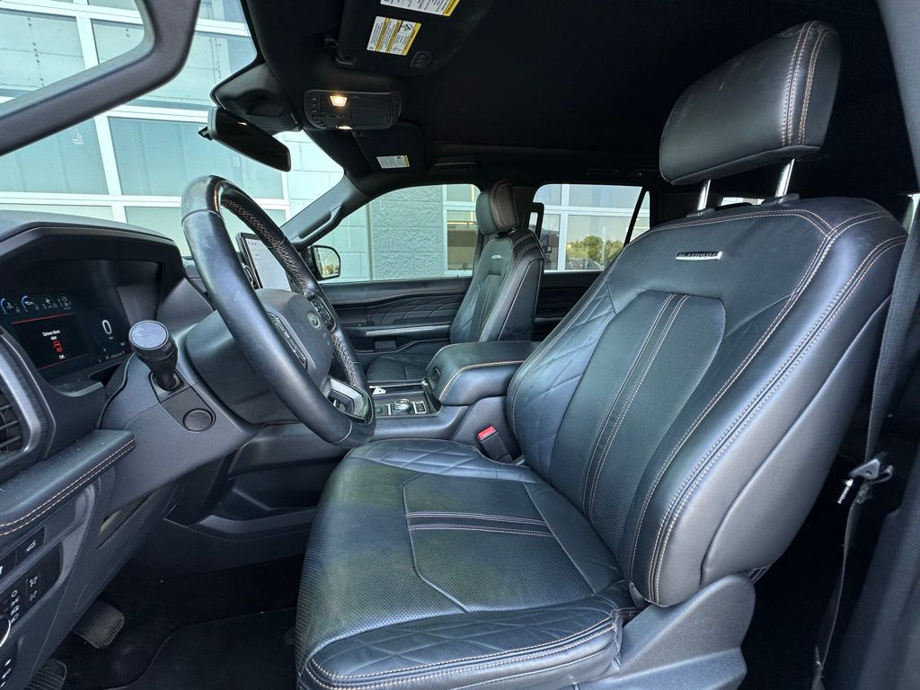 2022 Ford Expedition Platinum photo 4