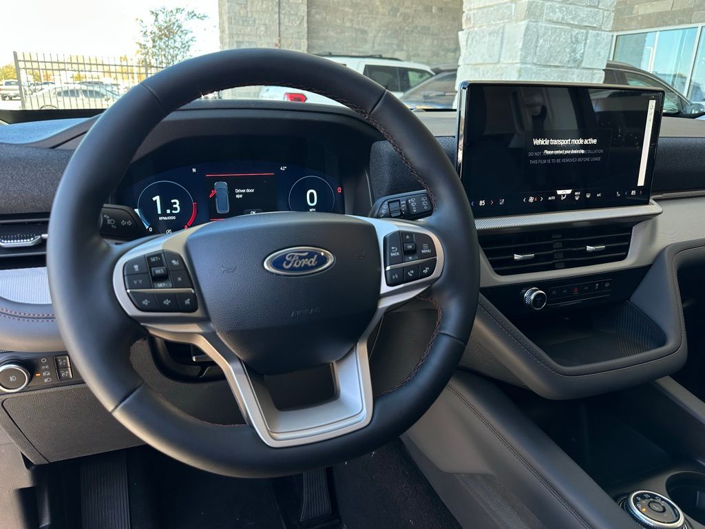 2026 Ford Explorer Active - Photo 10