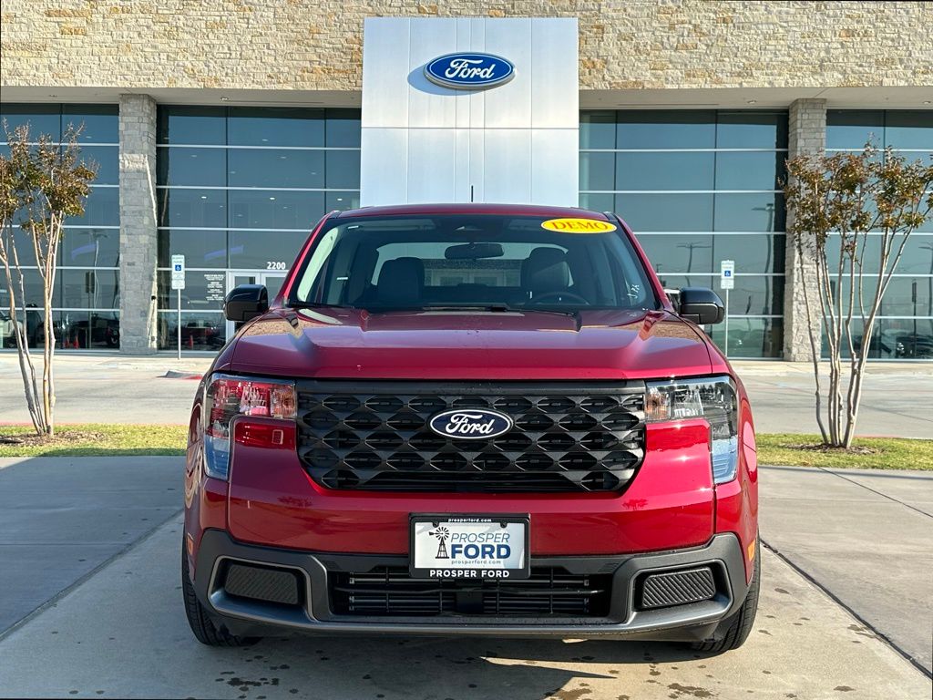 2025 Ford Maverick XLT photo 2