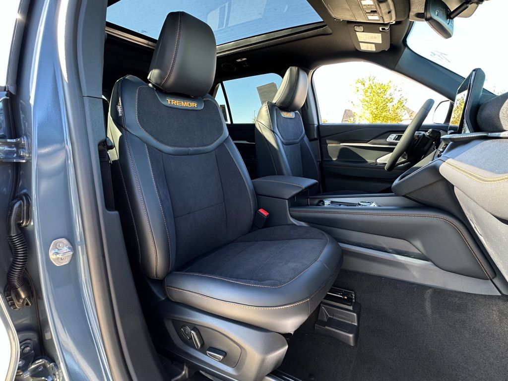2026 Ford Explorer Tremor - Photo 31