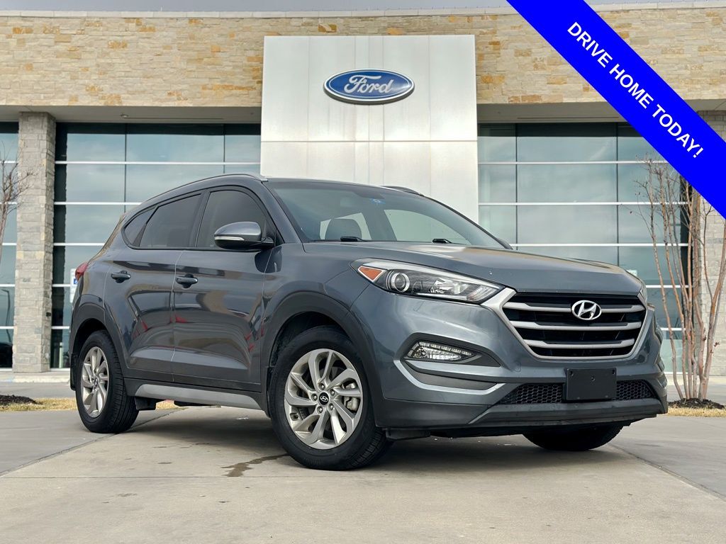 2017 Hyundai Tucson SE Plus's photo