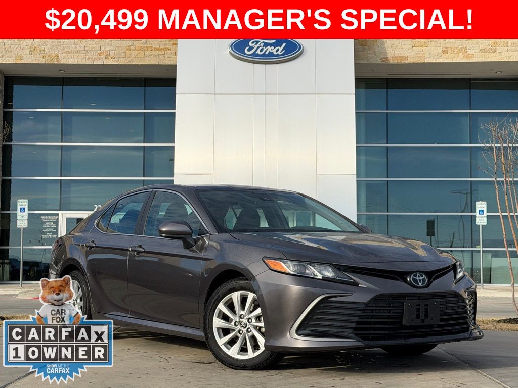 2024 Toyota Camry LE