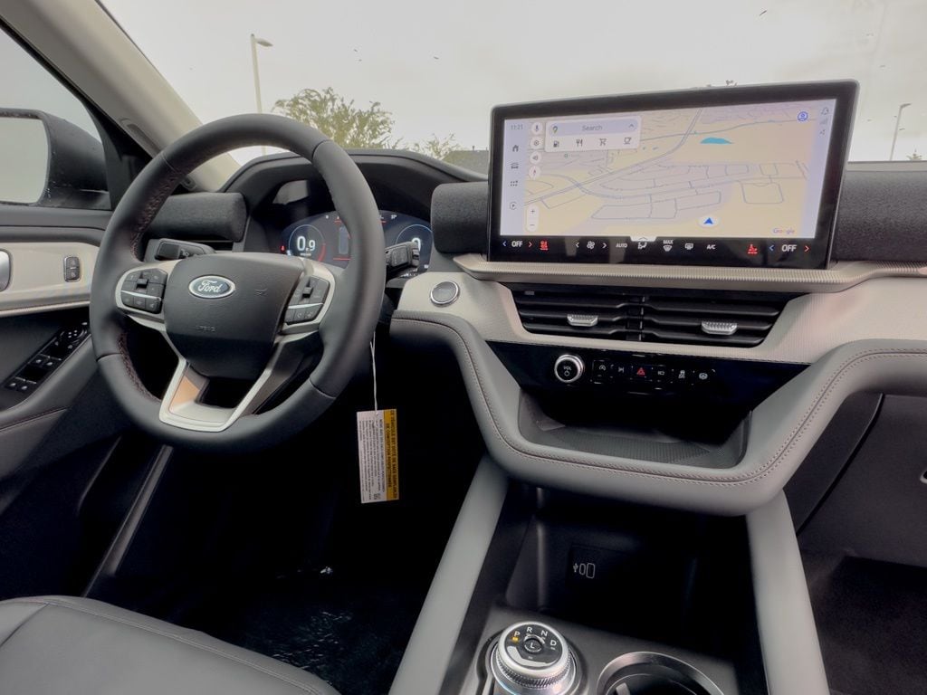 2026 Ford Explorer Active - Photo 6
