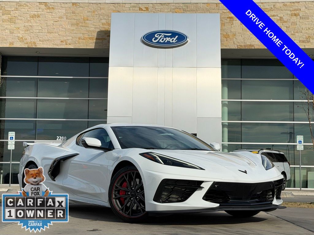 2025 Chevrolet Corvette Stingray's photo