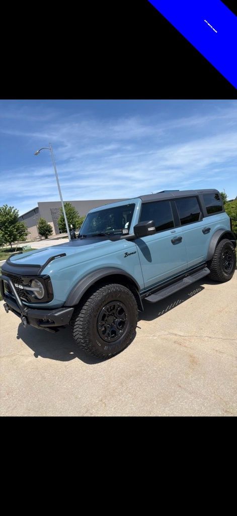 2023 Ford Bronco Wildtrak 4x4's photo