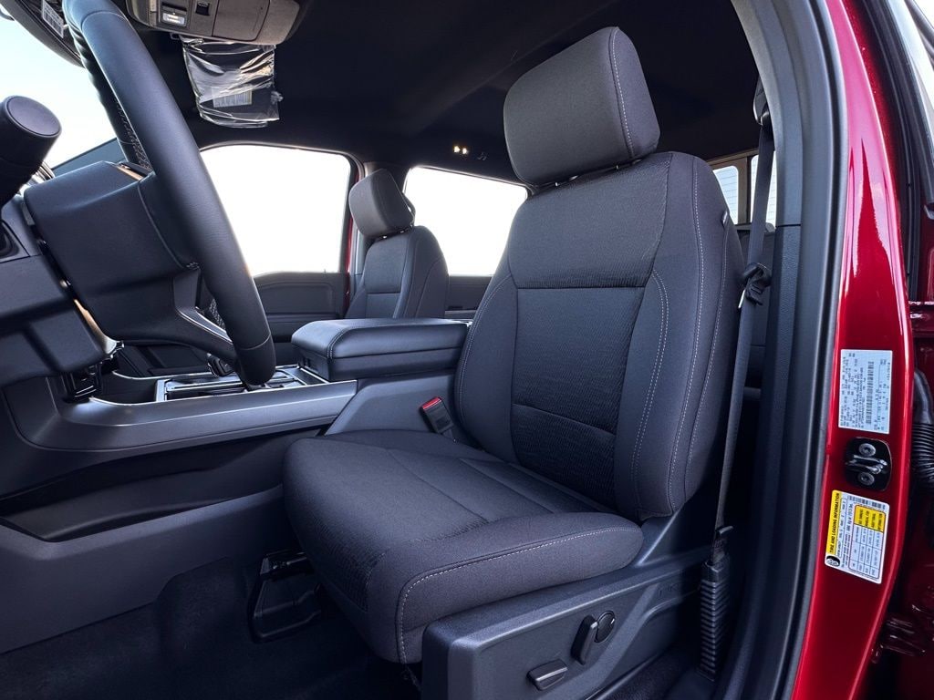 New 2025 Ford F-150 XLT Truck SuperCrew Cab