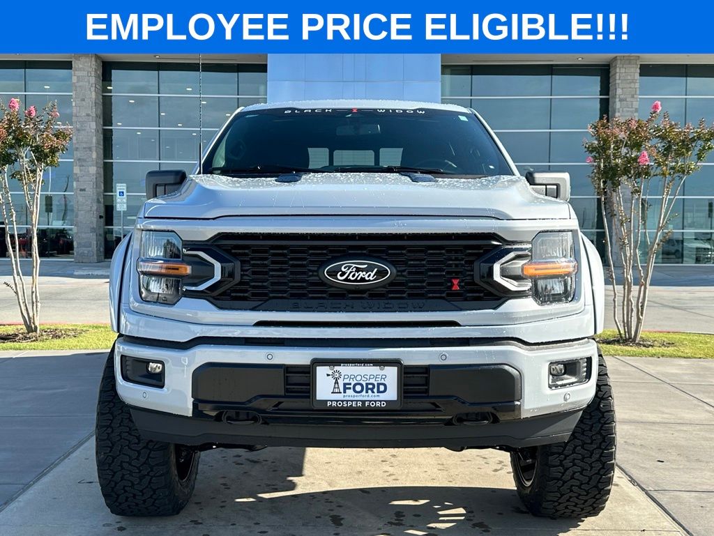 2025 Ford F-150 XLT photo 2