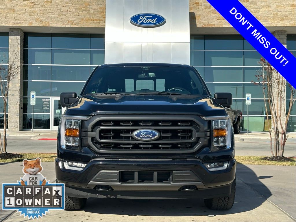 2022 Ford F-150 XLT photo 2