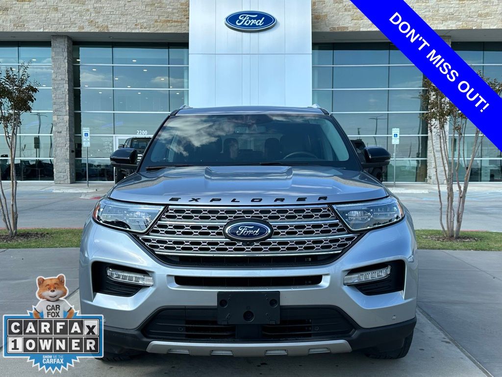 2022 Ford Explorer Limited photo 2
