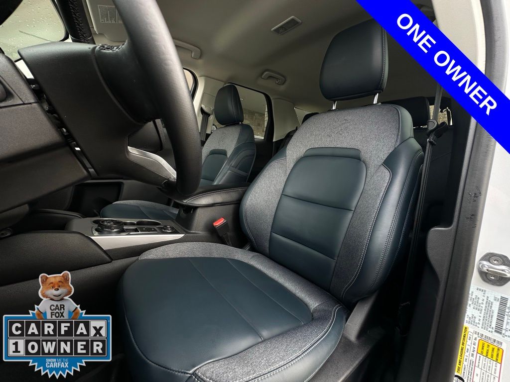 2024 Ford Bronco Sport Outer Banks photo 2